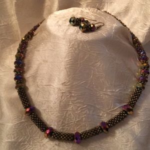 Necklace and earring set